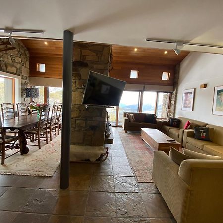 Alpine Woodsmoke Apartments フォールズ・クリーク エクステリア 写真