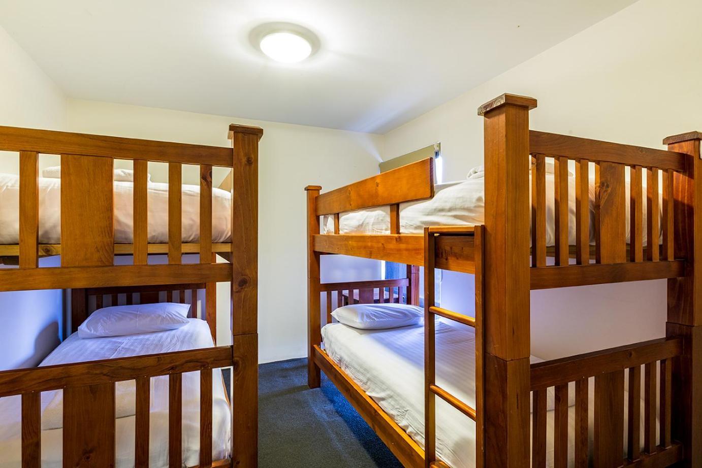 Alpine Woodsmoke Apartments フォールズ・クリーク エクステリア 写真