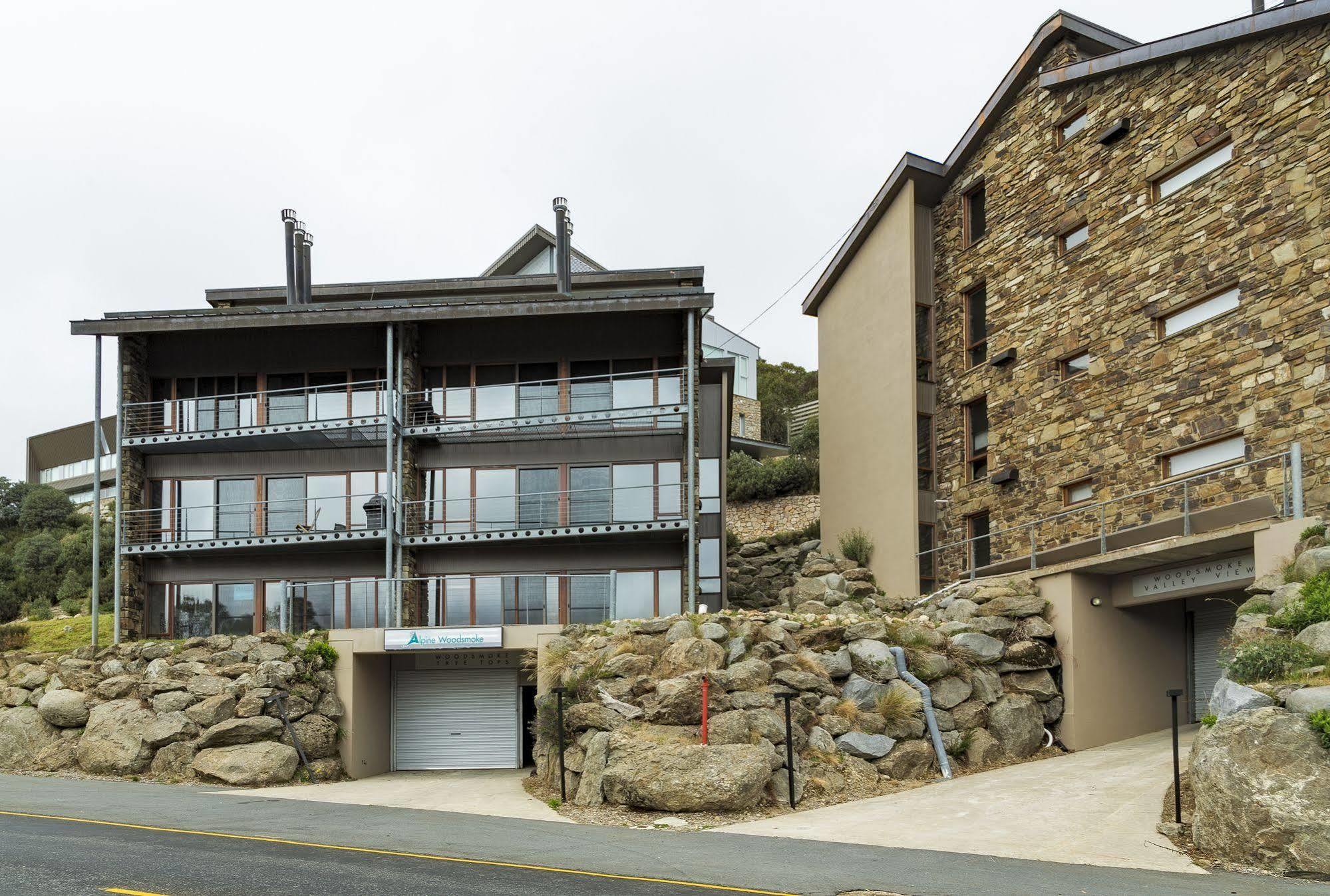 Alpine Woodsmoke Apartments フォールズ・クリーク エクステリア 写真