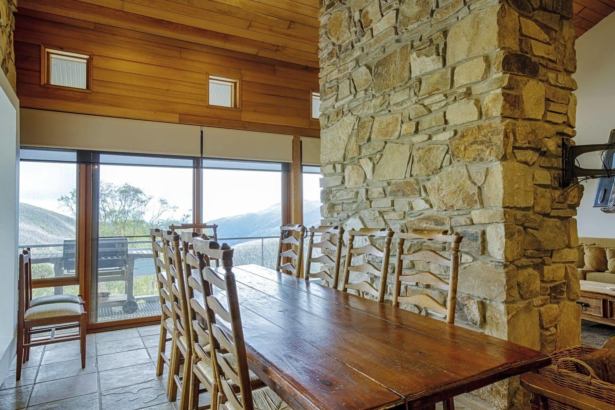 Alpine Woodsmoke Apartments フォールズ・クリーク エクステリア 写真