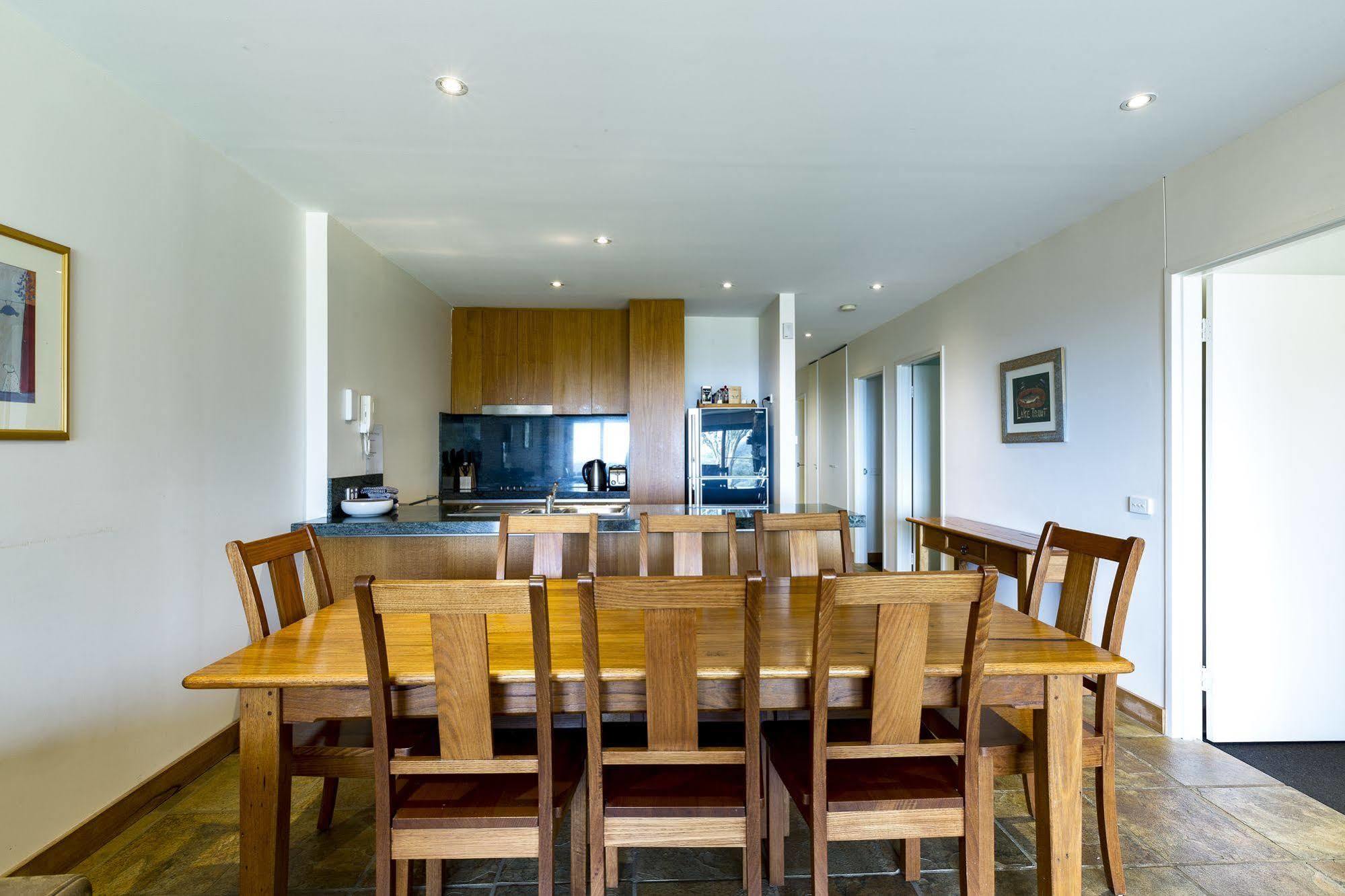 Alpine Woodsmoke Apartments フォールズ・クリーク エクステリア 写真