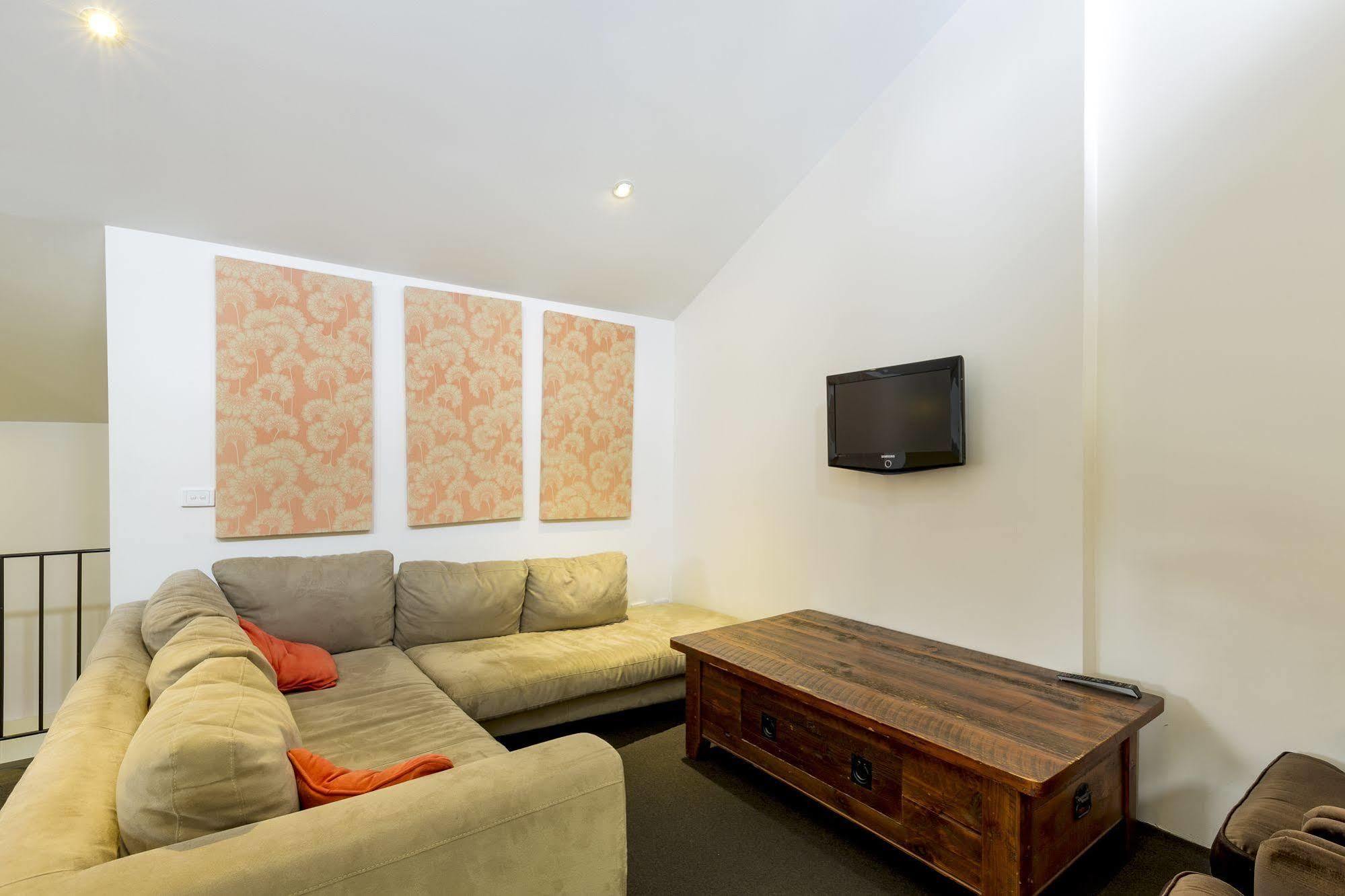 Alpine Woodsmoke Apartments フォールズ・クリーク エクステリア 写真