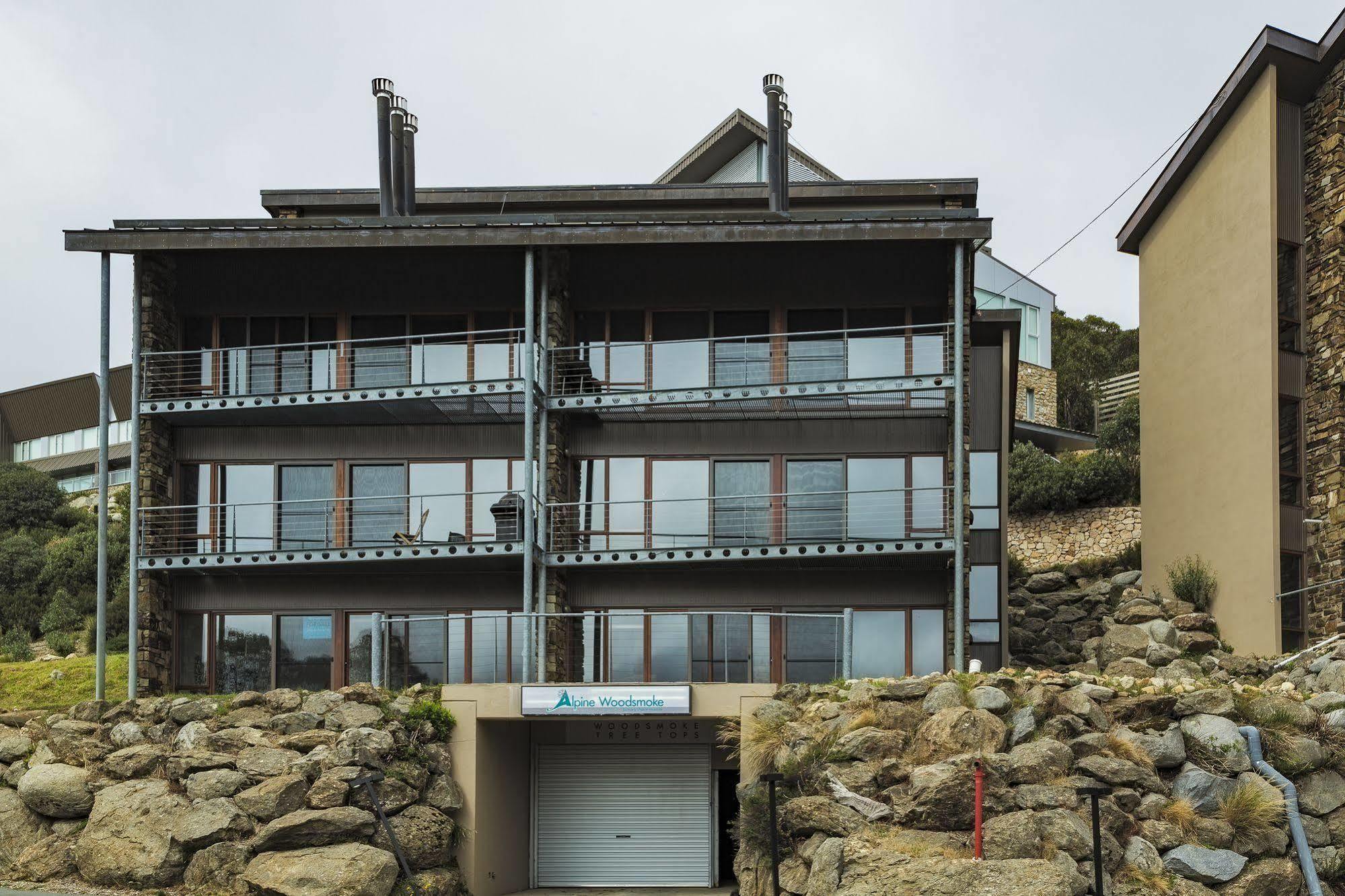 Alpine Woodsmoke Apartments フォールズ・クリーク エクステリア 写真