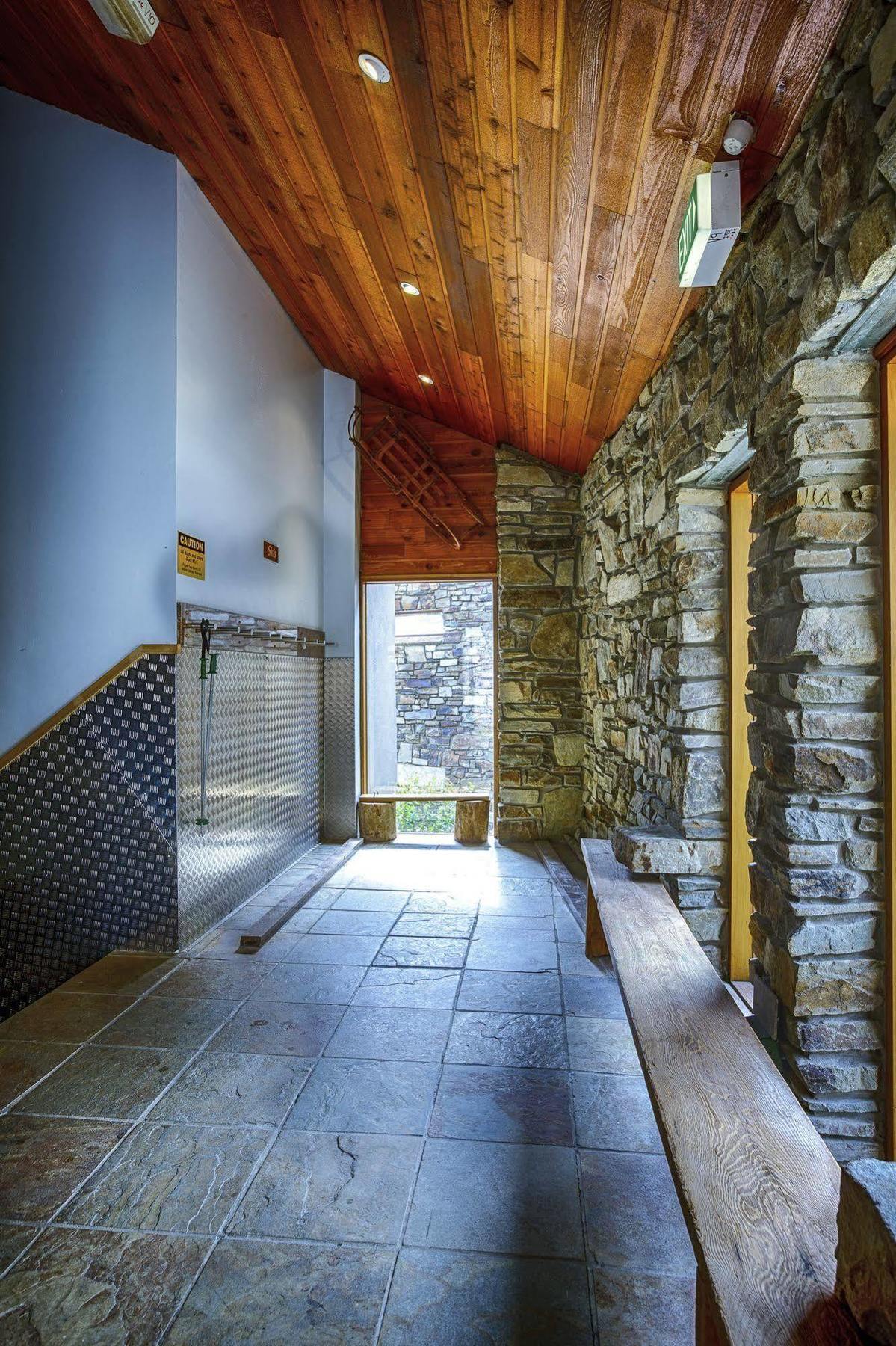 Alpine Woodsmoke Apartments フォールズ・クリーク エクステリア 写真